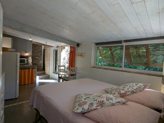 Gîte - Les Pieds dans l'eau - @ Manoir de Gémenos